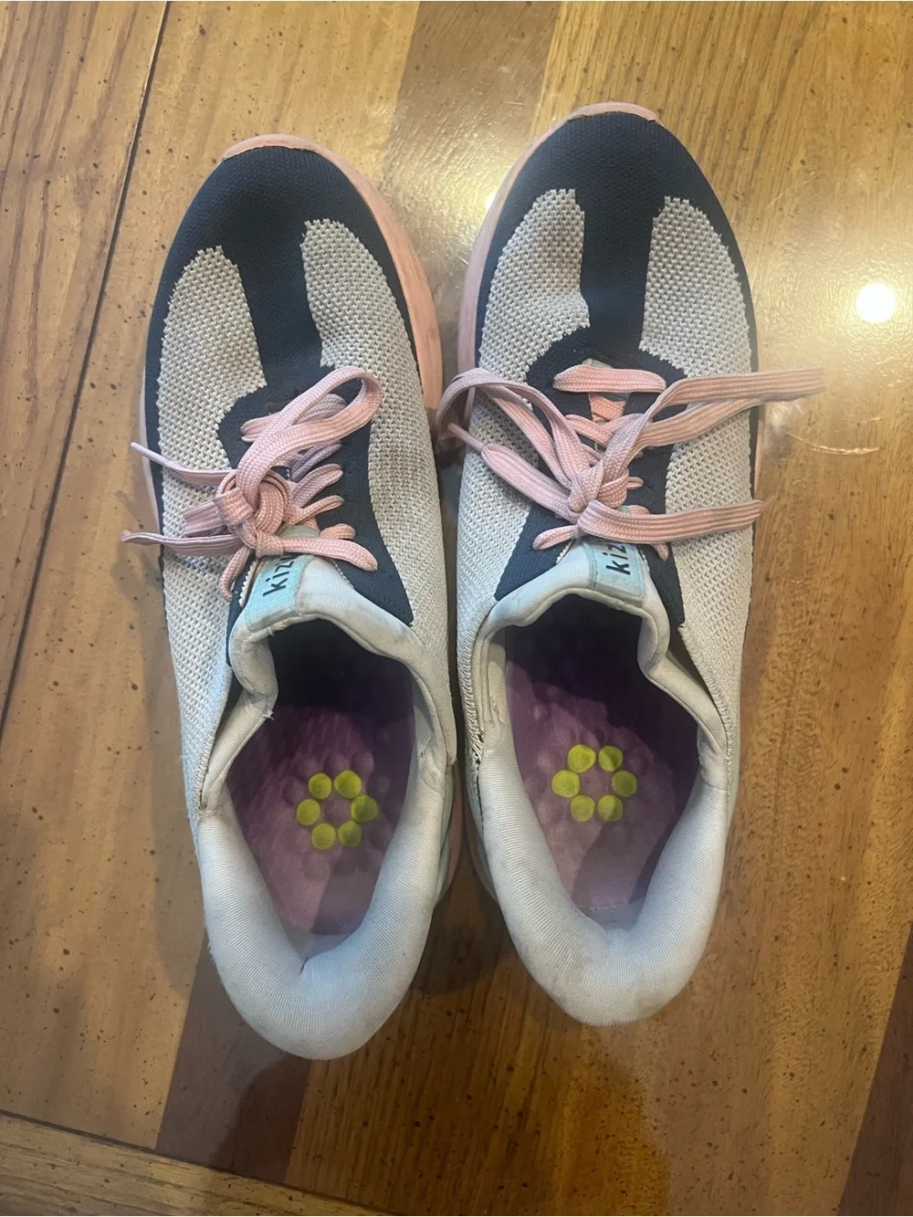 Kizik Women’s Pink and Black Knit Slip-On Sneakers